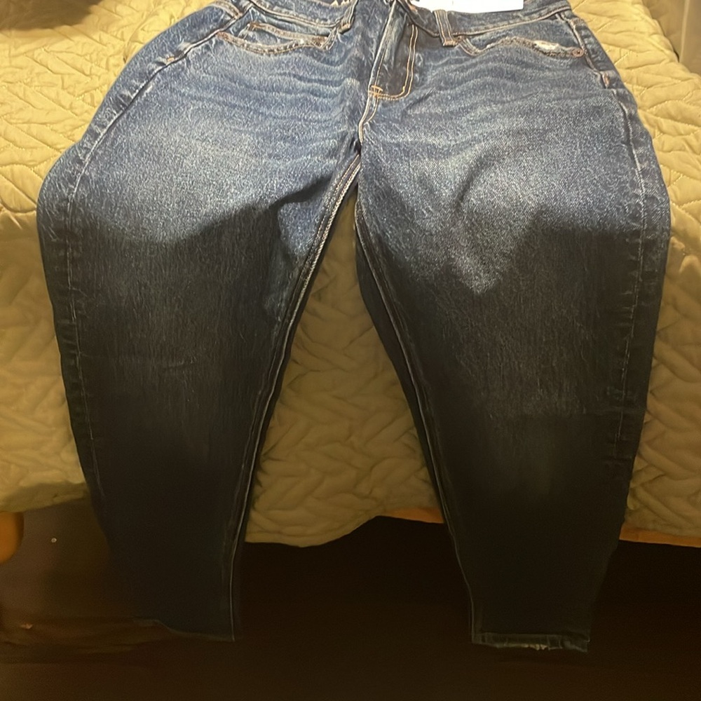 American eagle - Picture 2 of 5